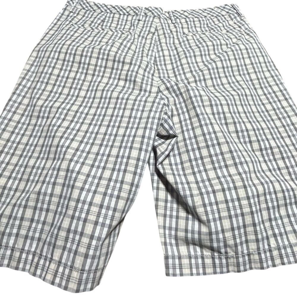 Ashworth Men's White and Tan Checkered Shorts